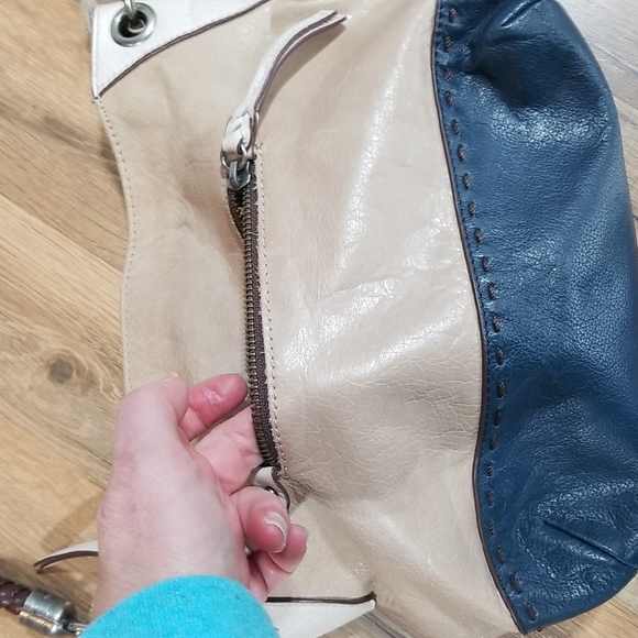THE SAK THALIA Navy and Beige Small Leather Hobo Bag Purse with Braided Handle - Picture 3 of 16